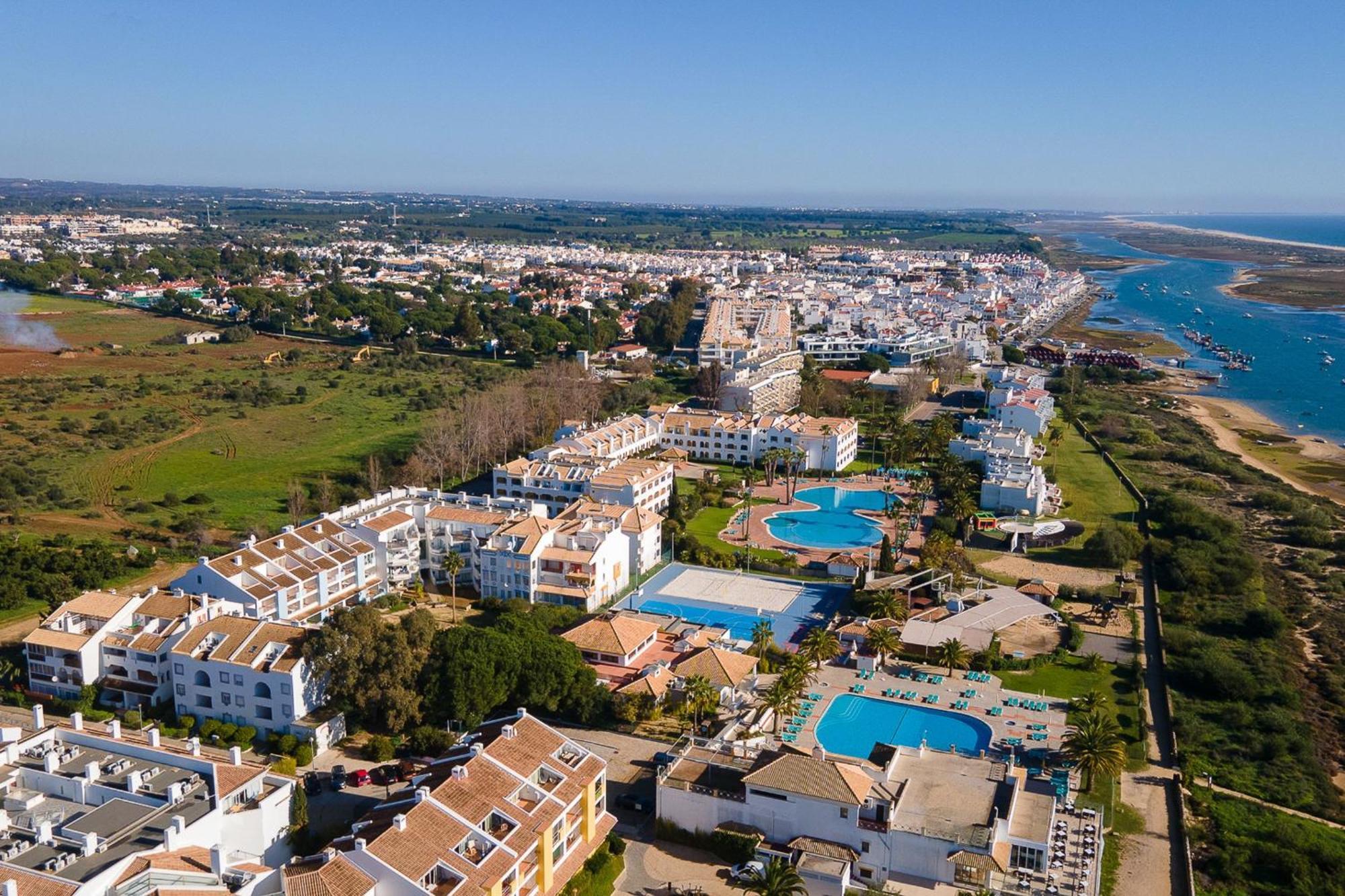 Golden 1 Bdr Flat W/ Balcony & Pool By Lovelystay Cabanas De Tavira Εξωτερικό φωτογραφία